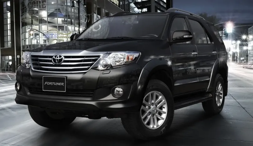 Toyota Fortuner (2010-2012)